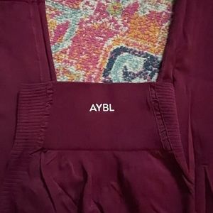 Abyl maroon leggings
